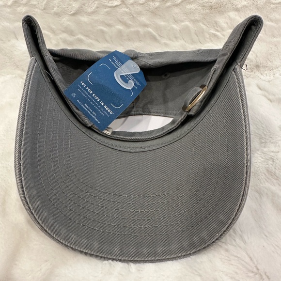 Life Is Good Gray Flower Hat - Picture 7 of 10